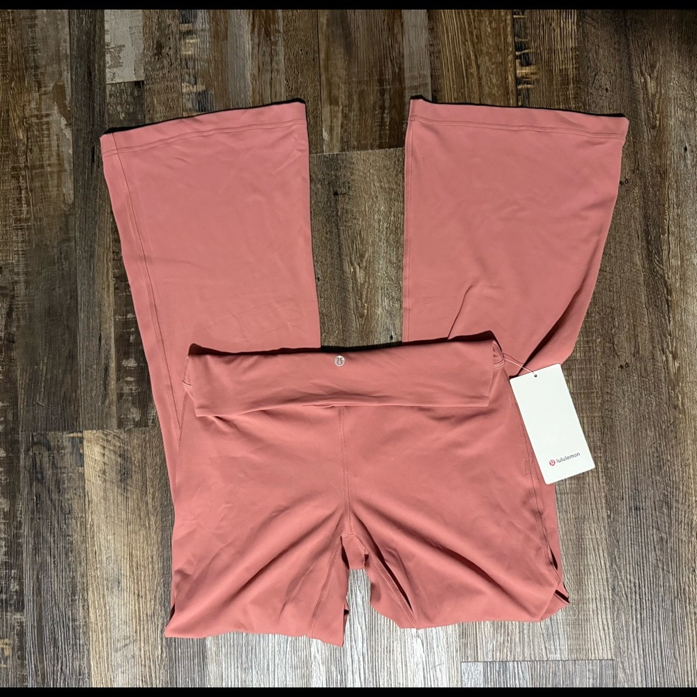 Lululemon Groove Super-High-Rise Flared Pants